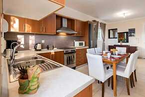 Angels Villa in Kremasti Near the Beach