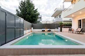 Angels Villa in Kremasti Near the Beach