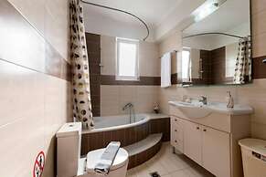 Angels Villa in Kremasti Near the Beach