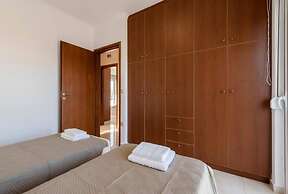 Angels Villa in Kremasti Near the Beach