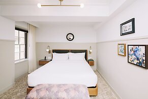 Hotel Heron Old Town Alexandria