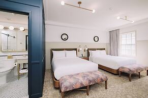 Hotel Heron Old Town Alexandria