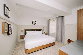 Hotel Heron Old Town Alexandria