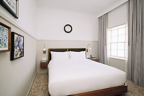 Hotel Heron Old Town Alexandria