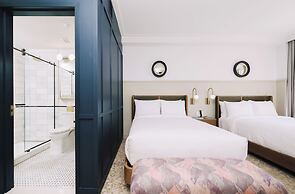 Hotel Heron Old Town Alexandria