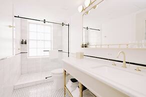 Hotel Heron Old Town Alexandria