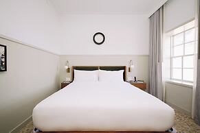 Hotel Heron Old Town Alexandria