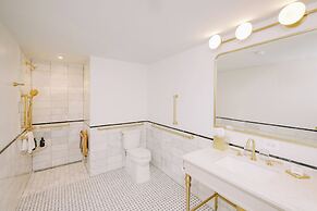 Hotel Heron Old Town Alexandria