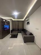 Cozy Home Near All Services 19