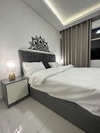 Cozy Home Near All Services 20