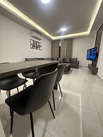 Cozy Home Near All Services 20