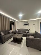 Cozy Home Near All Services - 21