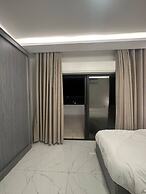 Cozy Rooftop Near Al Services 23