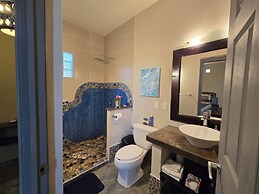 Ocean Oasis Hotel