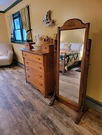 Moonlight Manor Bed and Breakfast