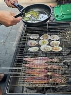 Rosemary Villa near Han River