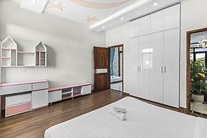 Rosemary Villa near Han River