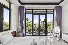 Rosemary Villa near Han River