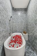 Rosemary Villa near Han River