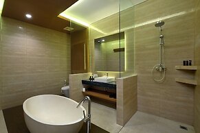 The Claremont Luxury Villas