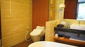 The Claremont Luxury Villas