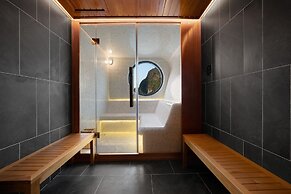 Grand Pioneers Halong Bay Cruise 1