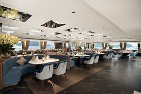 Grand Pioneers Halong Bay Cruise 1