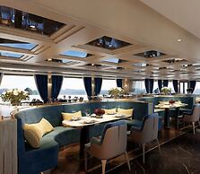 Grand Pioneers Halong Bay Cruise 1