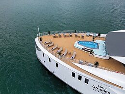 Grand Pioneers Halong Bay Cruise 1