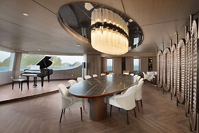 Grand Pioneers Halong Bay Cruise 1