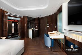 Grand Pioneers Halong Bay Cruise 1