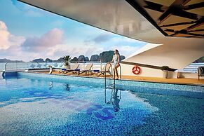 Grand Pioneers Halong Bay Cruise 1