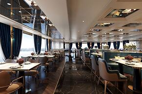 Grand Pioneers Halong Bay Cruise 1