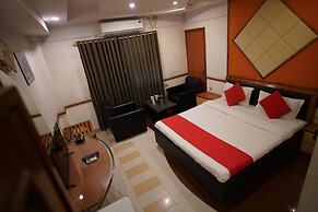 HOTEL GOKUL