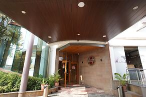 HOTEL GOKUL