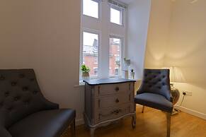 White Tulip Central 3bedroom Duplex Loft