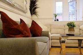 White Tulip Central 3bedroom Duplex Loft