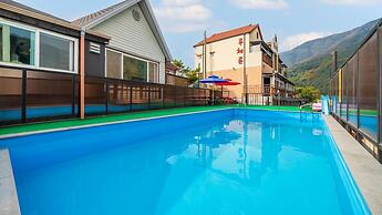 Gapyeong Lucerne Kids Spa Pension