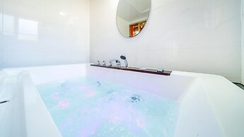 Gapyeong Lucerne Kids Spa Pension