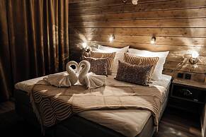 Aito  Igloo & Spa Resort