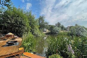 Glamping Jedlova Sleeps 6 With Deck