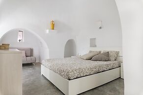 Trullo Chiara con Piscina by Wonderful Italy