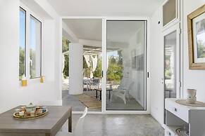 Trullo Chiara con Piscina by Wonderful Italy