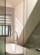 Green Suites Hotel Ha Long