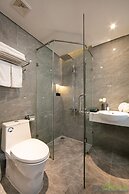 Green Suites Hotel Ha Long