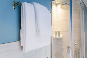 1.75 Paris La Trêve