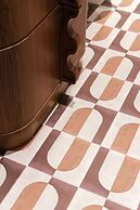 1.75 Paris La Trêve