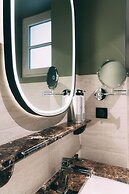 1.75 Paris La Trêve