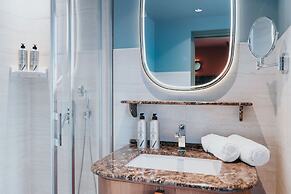 1.75 Paris La Trêve