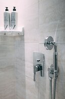 1.75 Paris La Trêve